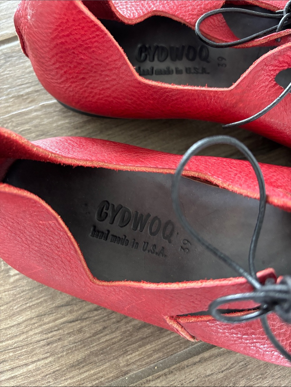 Cydwoq Red Leather Cutout Flats with Tie Accent - Picture 2 of 6